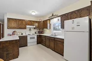 535 W Bend Ln, Alvarado, MN 56710 - Photo 7