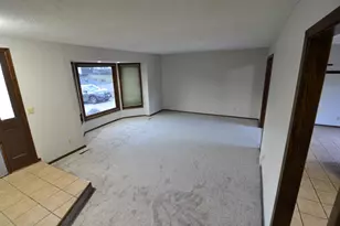 12209 24th Ave S, Burnsville, MN 55337 - Photo 5