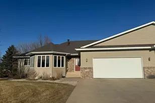 105 Priscilla Ct, Mankato, MN 56001 - Photo 1