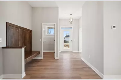 1956 Woods Point, Waconia, MN 55387 - Photo 3