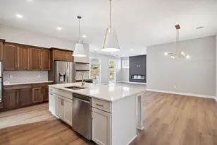 1956 Woods Pt, Waconia, MN 55387 - Photo 9