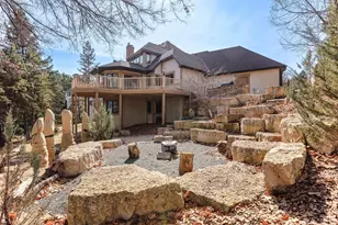 685 Valley View Ct, Shoreview, MN 55126 - Photo 9