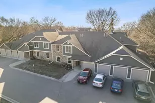 3861 Gold Point, Eagan, MN 55122 - Photo 39