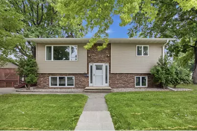 1211 Hall Avenue, Breckenridge, MN 56520 - Photo 1