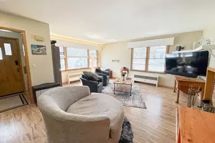 512 Spruce St, Fergus Falls, MN 56537 - Photo 3