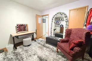 512 Spruce St, Fergus Falls, MN 56537 - Photo 9