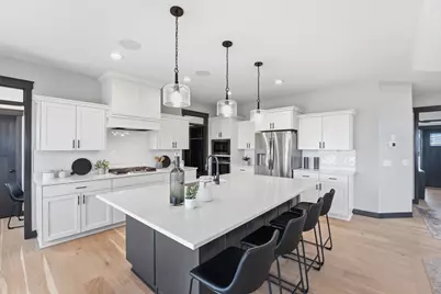 19796 Hamburg Avenue, Lakeville, MN 55044 - Photo 5