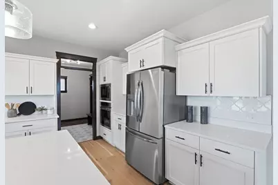 19796 Hamburg Avenue, Lakeville, MN 55044 - Photo 11