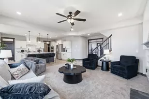 19796 Hamburg Ave, Lakeville, MN 55044 - Photo 17