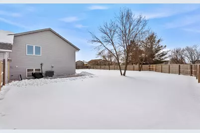 670 W 11th Street, Rush City, MN 55069 - Photo 7