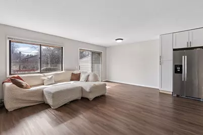 12238 Oak Leaf Circle, Burnsville, MN 55337 - Photo 5