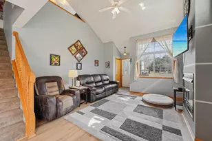 8857 Branson Dr, Inver Grove Heights, MN 55076 - Photo 9