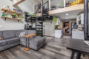 140 W 12th St, Buffalo City, WI 54622 - Photo 3