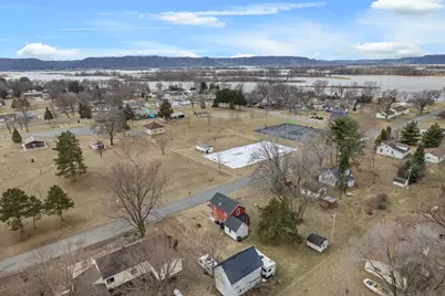 140 W 12th Street, Buffalo City, WI 54622 - Photo 21