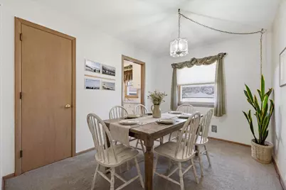 5924 Regent Avenue N, Crystal, MN 55429 - Photo 3