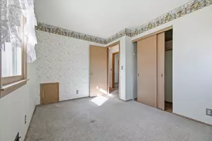 5924 Regent Ave N, Crystal, MN 55429 - Photo 15