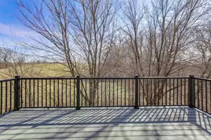 4648 Benjamin Pl, Woodbury, MN 55129 - Photo 5