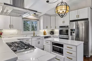 4432 Eagle Ridge Pl, Minnetonka, MN 55345 - Photo 11