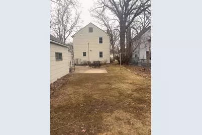 707 11th Street NW, Austin, MN 55912 - Photo 3