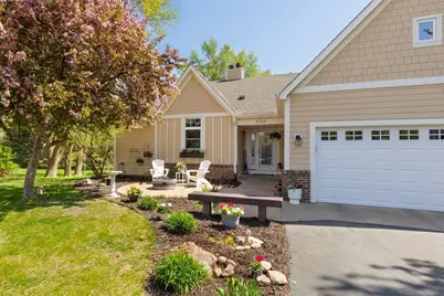 4250 Kingsview Lane N, Plymouth, MN 55446 - Photo 3