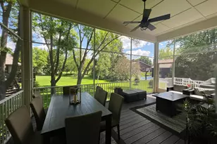 4250 Kingsview Ln N, Plymouth, MN 55446 - Photo 5