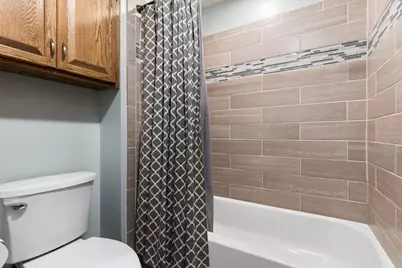 4250 Kingsview Lane N, Plymouth, MN 55446 - Photo 33