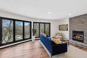 8335 Virginia Ave S, Bloomington, MN 55438 - Photo 11