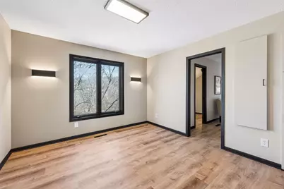 8335 Virginia Avenue S, Bloomington, MN 55438 - Photo 21