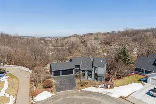 8335 Virginia Ave S, Bloomington, MN 55438 - Photo 43