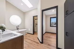 8335 Virginia Ave S, Bloomington, MN 55438 - Photo 19