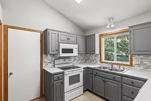 3600 Heidelberg Ln, Saint Bonifacius, MN 55375 - Photo 9