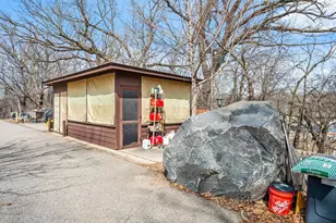 17125 Stodola Rd, Minnetonka, MN 55345 - Photo 3