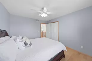 8437 Blazing Star Cir, Shakopee, MN 55379 - Photo 33