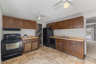 2361 Dorland Ln E, Maplewood, MN 55119 - Photo 13