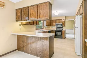 14245 Guthrie Ave, Apple Valley, MN 55124 - Photo 21
