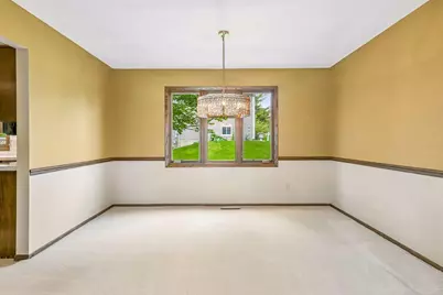 14245 Guthrie Avenue, Apple Valley, MN 55124 - Photo 9