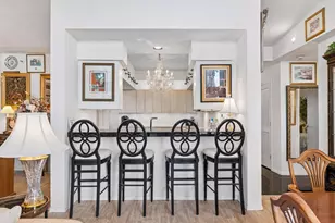 1235 Yale Pl, Minneapolis, MN 55403 - Photo 17