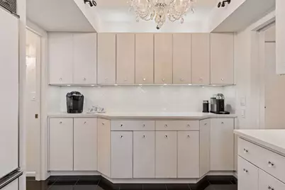 1235 Yale Place #1701, Minneapolis, MN 55403 - Photo 21