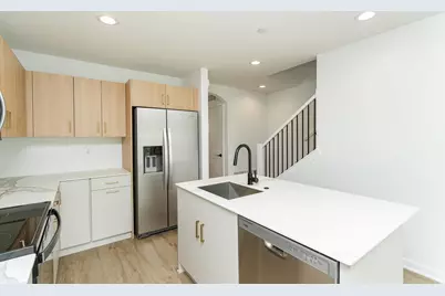 1097 Century Village Lane NE, Rochester, MN 55906 - Photo 5