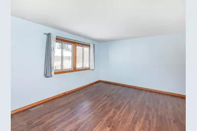 9991 S Cord Street NE, Circle Pines, MN 55014 - Photo 7