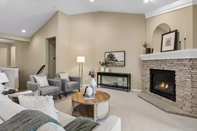 10786 Lyndale Bluffs Trail, Bloomington, MN 55420 - Photo 13