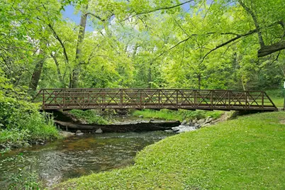 10786 Lyndale Bluffs Trail, Bloomington, MN 55420 - Photo 39
