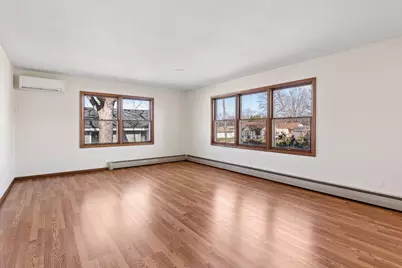 742 Atwood Street S, Shakopee, MN 55379 - Photo 5