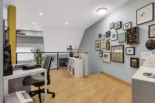 308 E 18th St, Minneapolis, MN 55404 - Photo 23