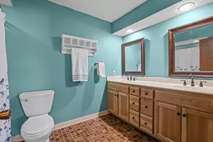 5740 W 98 1/2 St, Bloomington, MN 55437 - Photo 17