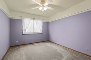 5740 W 98 1/2 St, Bloomington, MN 55437 - Photo 21