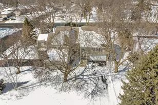 5740 W 98 1/2 St, Bloomington, MN 55437 - Photo 3