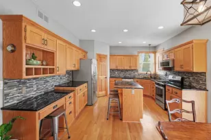 758 Heron Ave N, Oakdale, MN 55128 - Photo 7