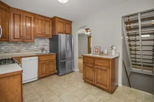 5357 Raymond Ave, Mounds View, MN 55112 - Photo 11