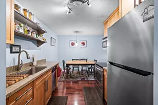 1901 Emerson Ave S, Minneapolis, MN 55403 - Photo 11